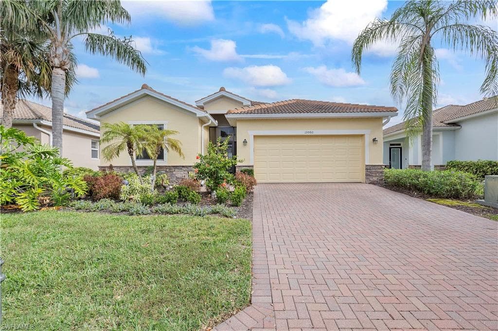 13060 Silver Thorn LOOP NORTH FORT MYERS, FL 33903