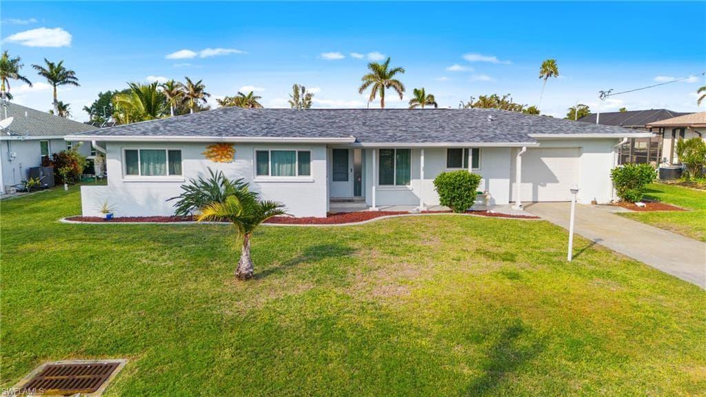 1421 Windsor CT CAPE CORAL, FL 33904