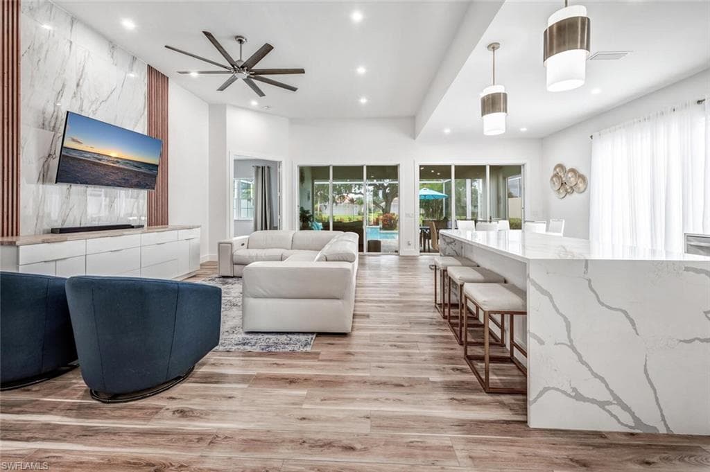 3512 Donoso CT NAPLES, FL 34109