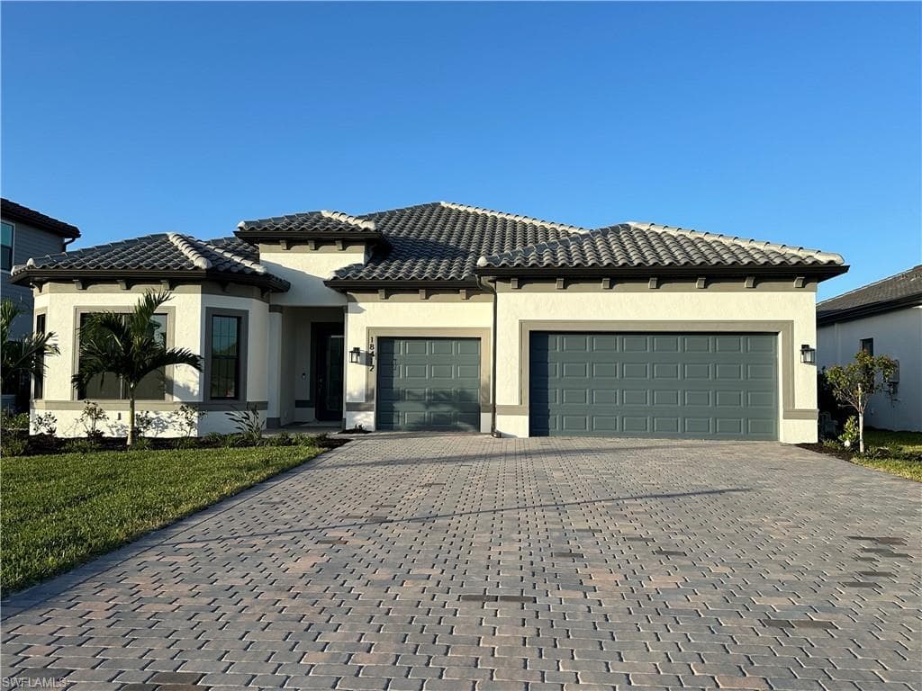 18412 Ridgeline DR ESTERO, FL 33928