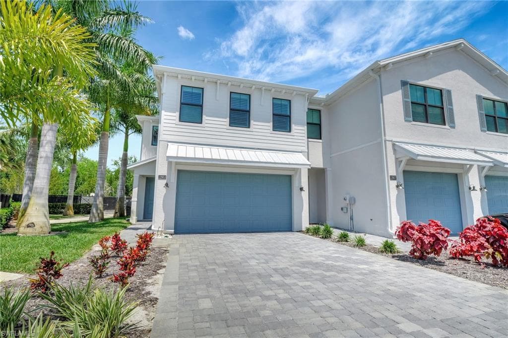12953 Pembroke DR NAPLES, FL 34105