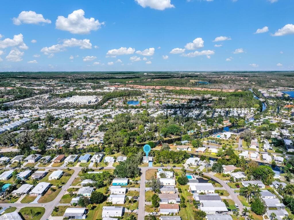 238 Riverwood RD NAPLES, FL 34114