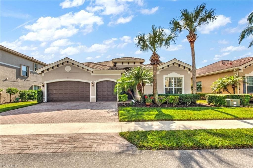 6614 Monterey PT NAPLES, FL 34105