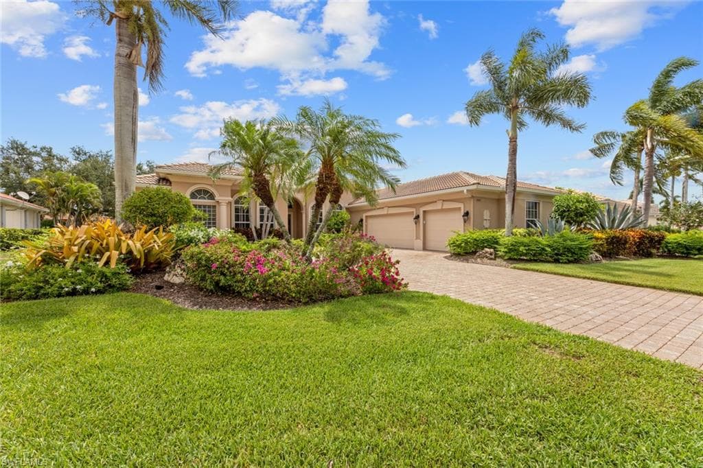 19471 Playa Bonita CT ESTERO, FL 33967