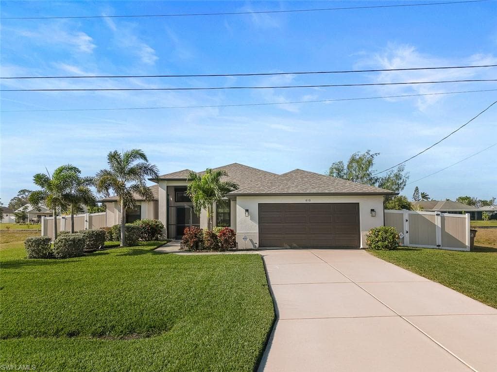 610 SW 11th PL CAPE CORAL, FL 33991