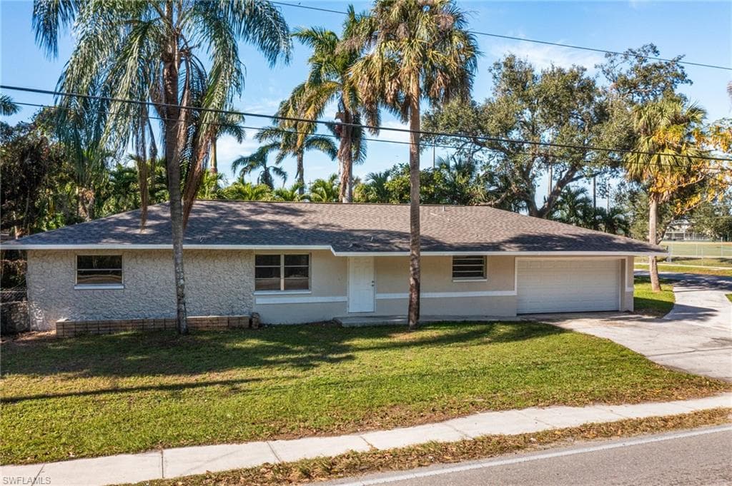 3574 Marion ST FORT MYERS, FL 33916