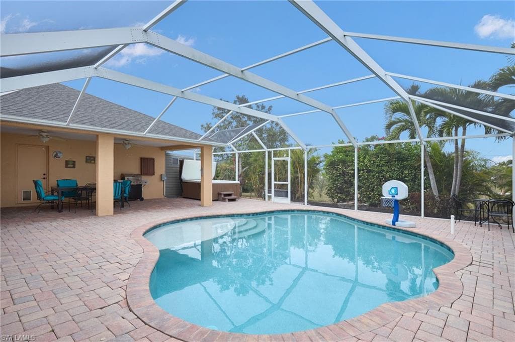 107 NW 9th ST CAPE CORAL, FL 33993