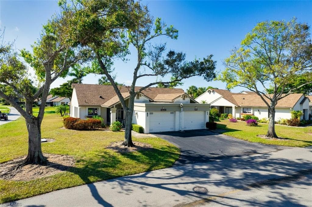 1755 Augusta DR FORT MYERS, FL 33907