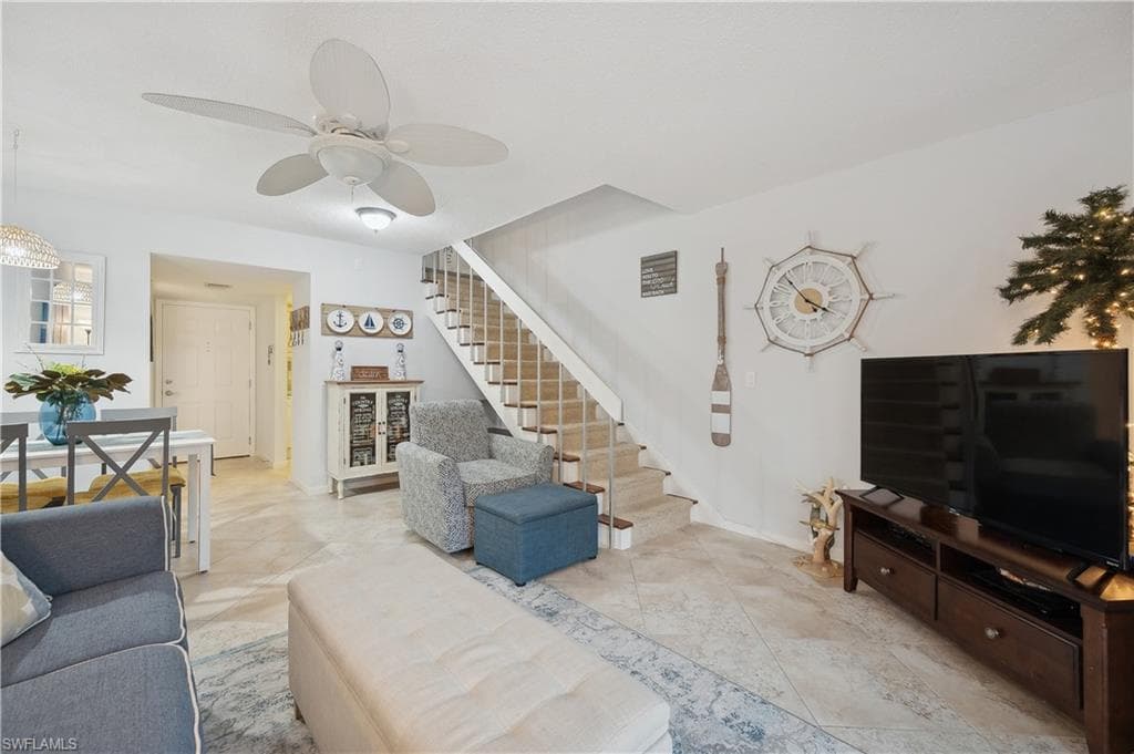 87 Collier BLVD F6 MARCO ISLAND, FL 34145