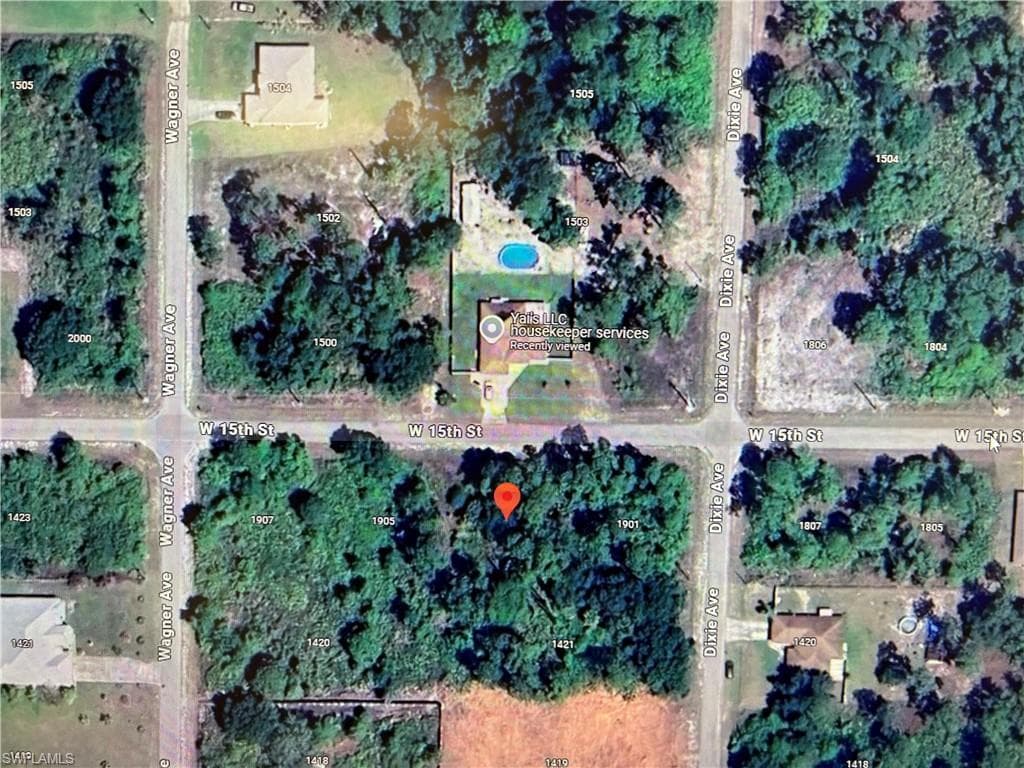 1903 W 15th ST LEHIGH ACRES, FL 33972