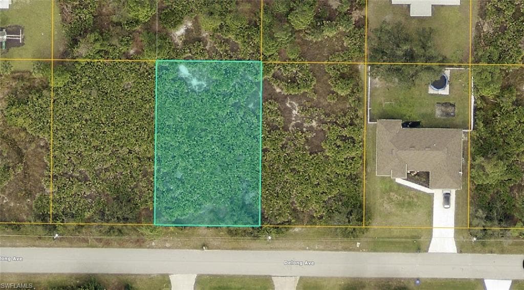 0972129918 Delong AVE NORTH PORT, FL 34291