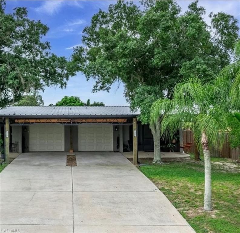 417 Lake June DR LAKE PLACID, FL 33852