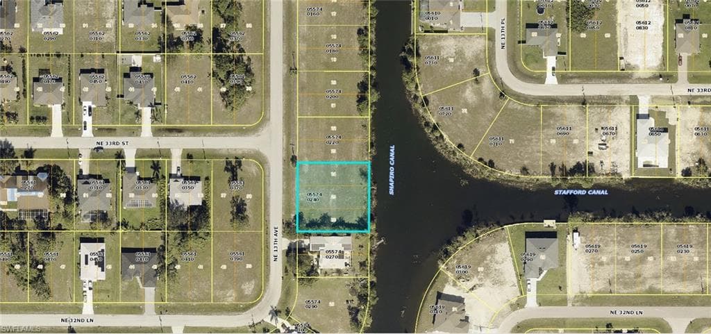 3243 13th AVE CAPE CORAL, FL 33909