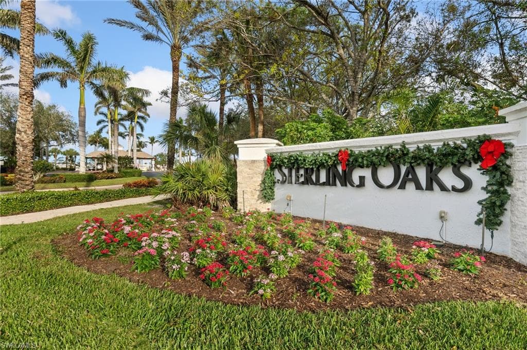 1150 Sweetwater LN 1205 NAPLES, FL 34110