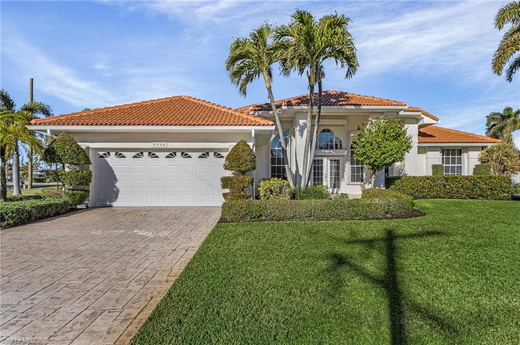 2926 SE 22nd PL CAPE CORAL, FL 33904