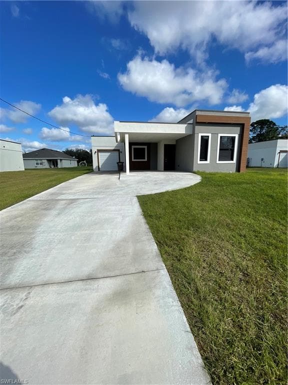 624 Windermere DR LEHIGH ACRES, FL 33972