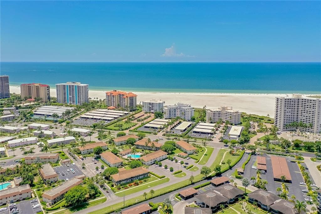 235 Seaview CT F2 MARCO ISLAND, FL 34145