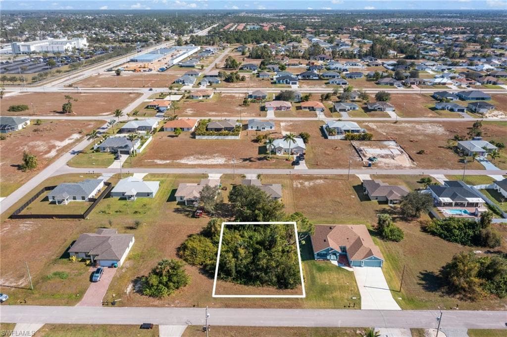 3613 18th PL CAPE CORAL, FL 33909