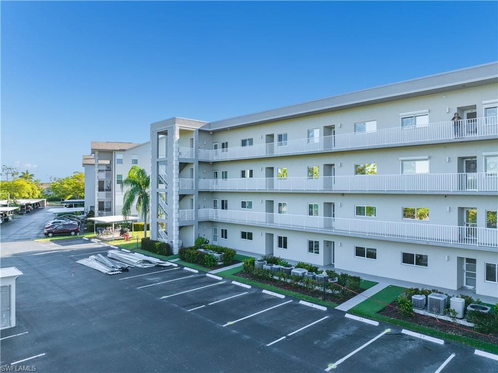 14771 Hole In 1 CIR PH3 FORT MYERS, FL 33919