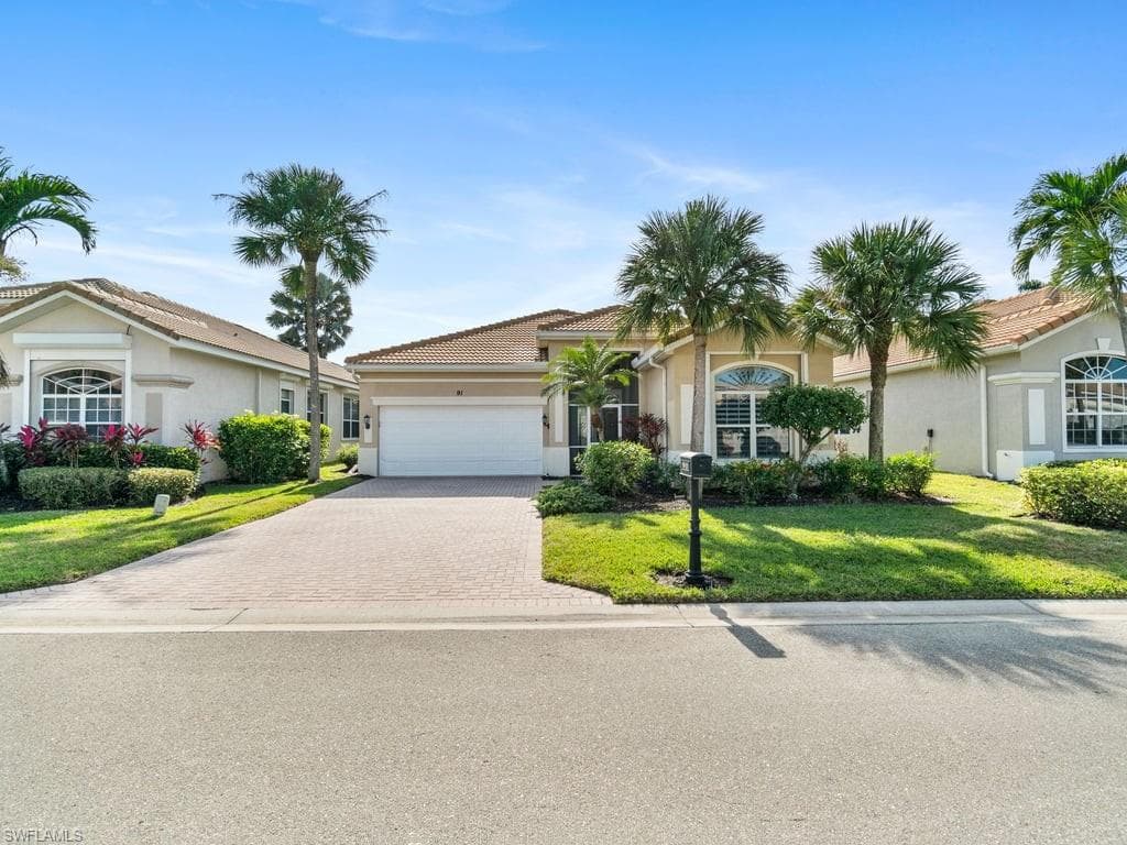 91 Glen Eagle CIR NAPLES, FL 34104