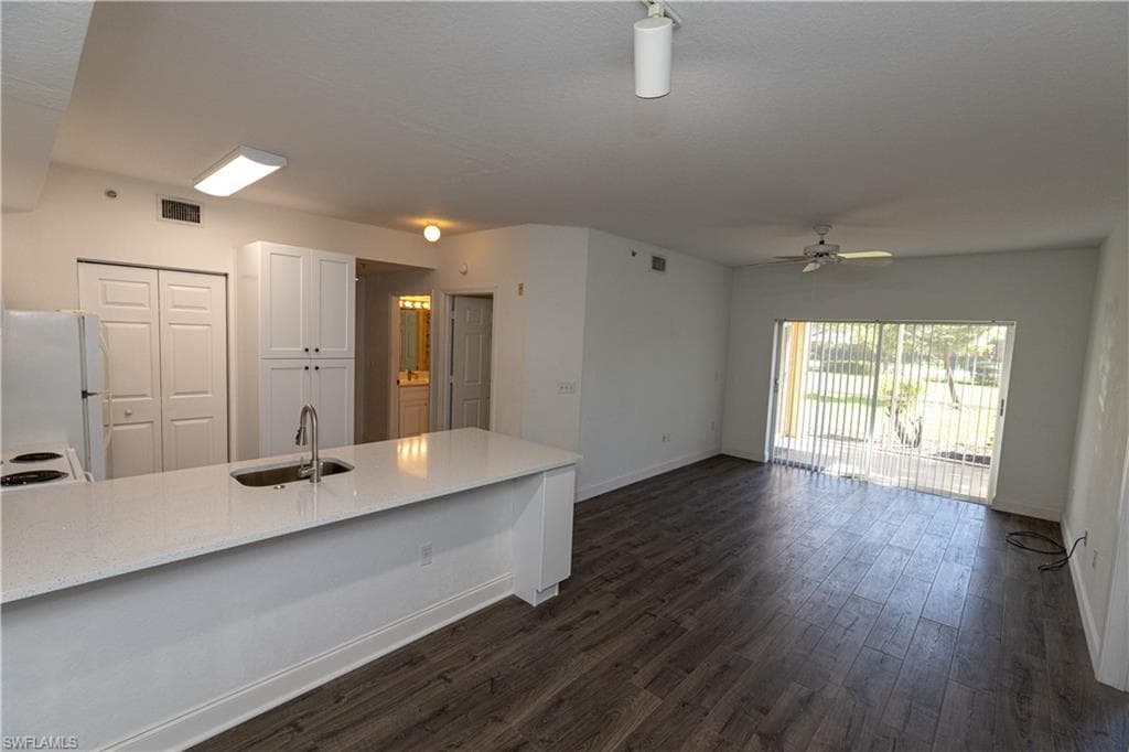 6481 Aragon WAY 101 FORT MYERS, FL 33966