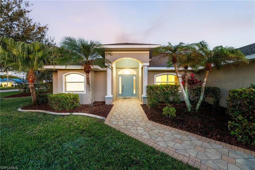 2503 SE 20th PL CAPE CORAL, FL 33904