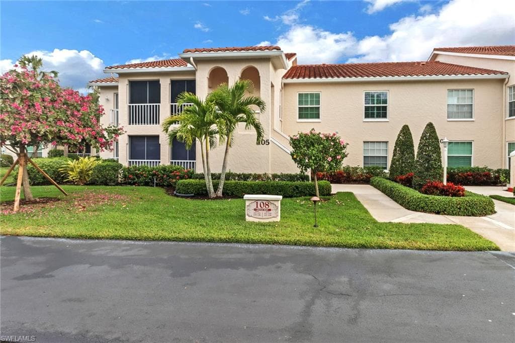 108 Siena WAY 105 NAPLES, FL 34119