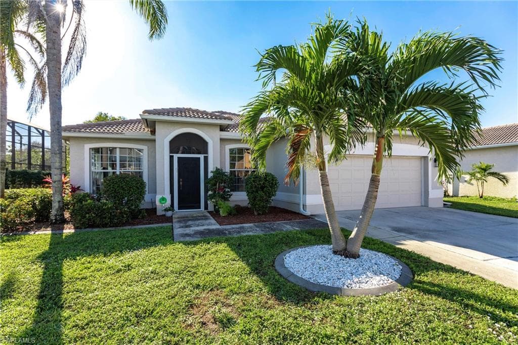 11144 Lakeland CIR FORT MYERS, FL 33913