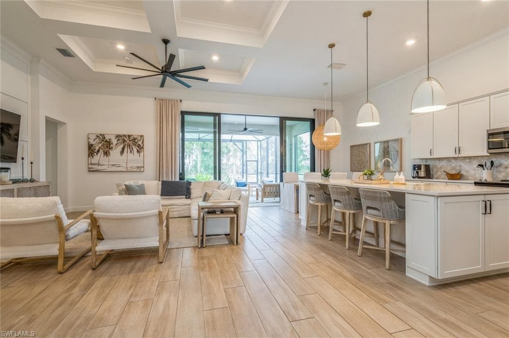 17560 Kinzie LN ESTERO, FL 33928