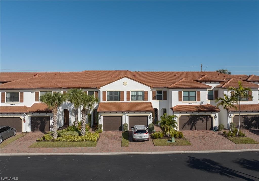 15820 Portofino Springs BLVD 105 FORT MYERS, FL 33908