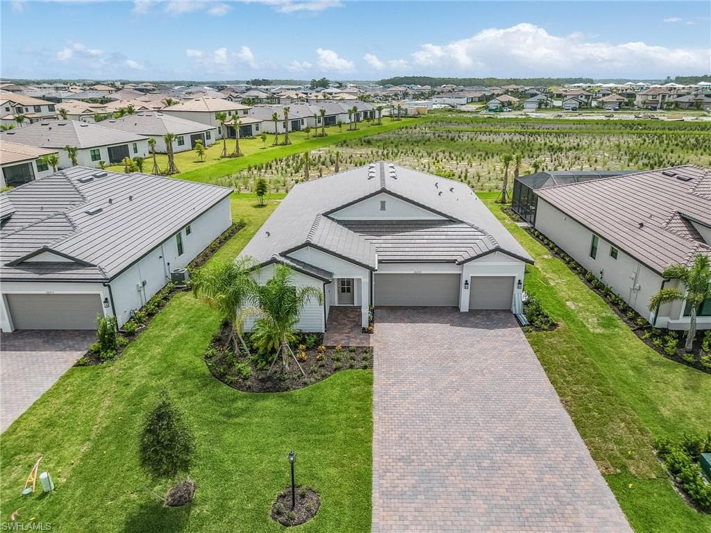 20259 Kingmont DR ESTERO, FL 33928
