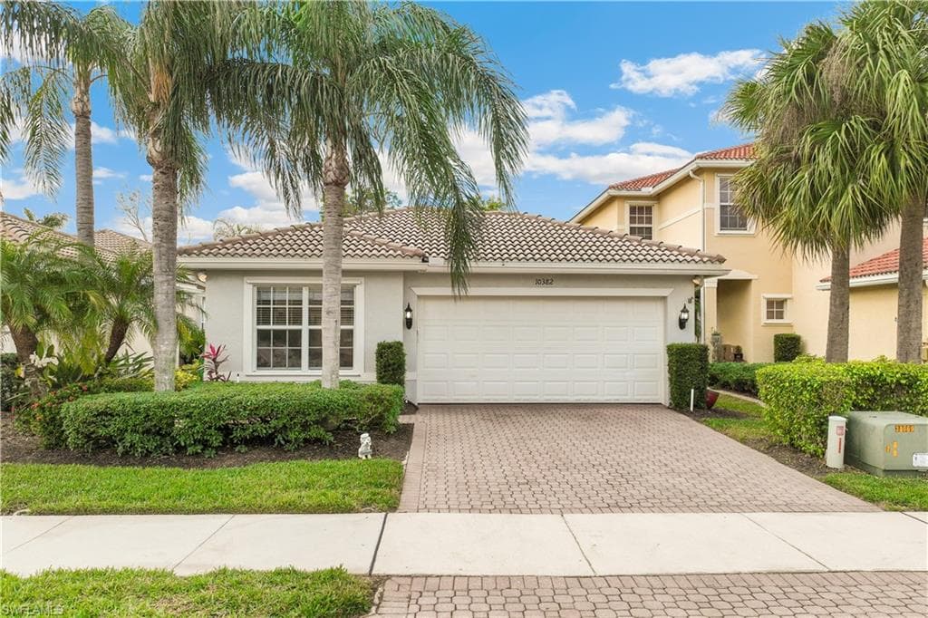 10382 Carolina Willow DR FORT MYERS, FL 33913