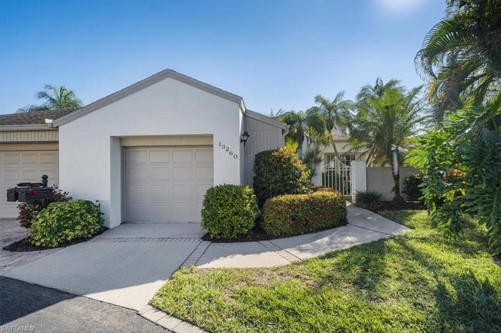 13260 Wedgefield DR NAPLES, FL 34110