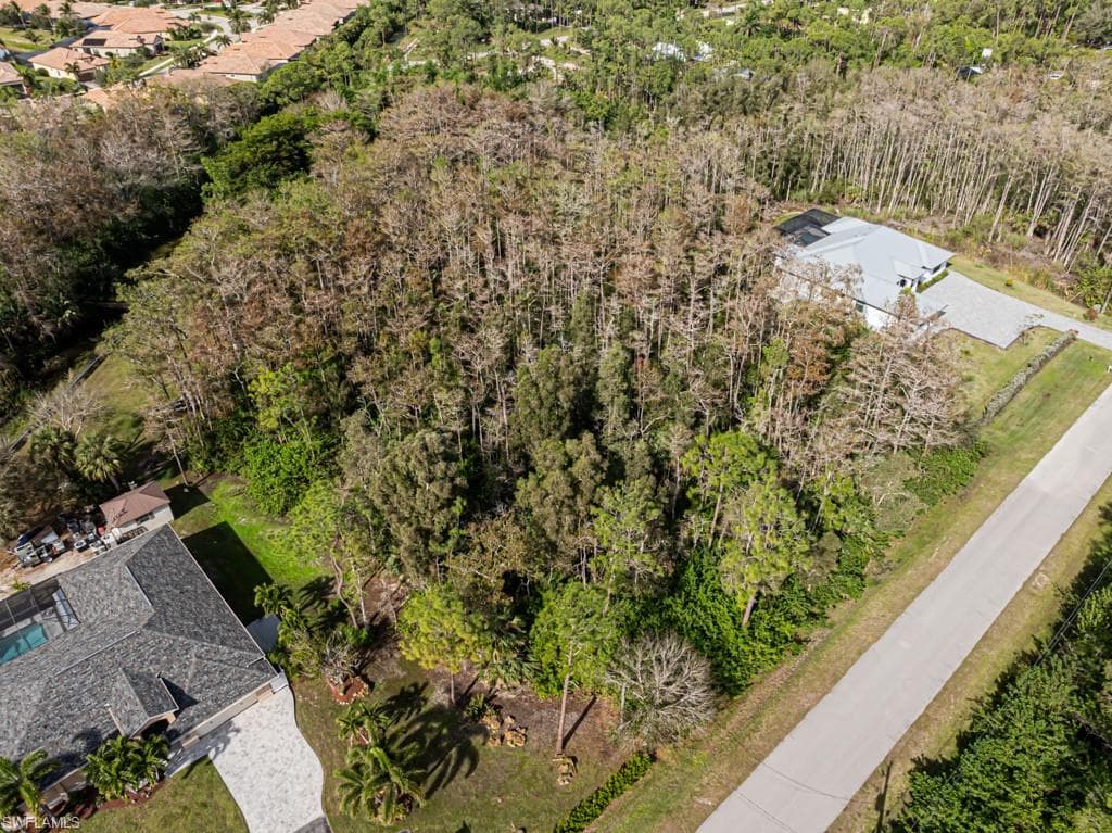 25546 Busy Bee DR BONITA SPRINGS, FL 34135