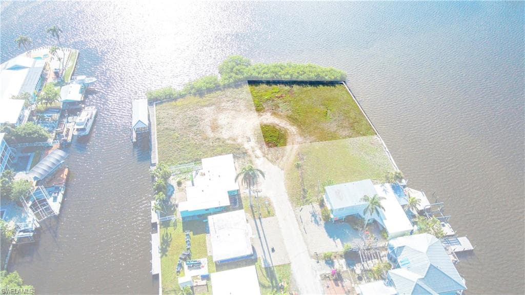 2638 Second ST MATLACHA, FL 33993