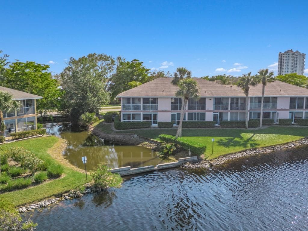 1045 Mainsail DR 415 NAPLES, FL 34114