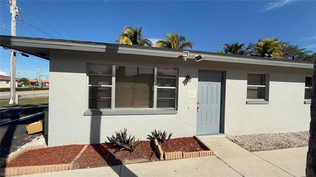 15 SE 24th AVE A CAPE CORAL, FL 33990