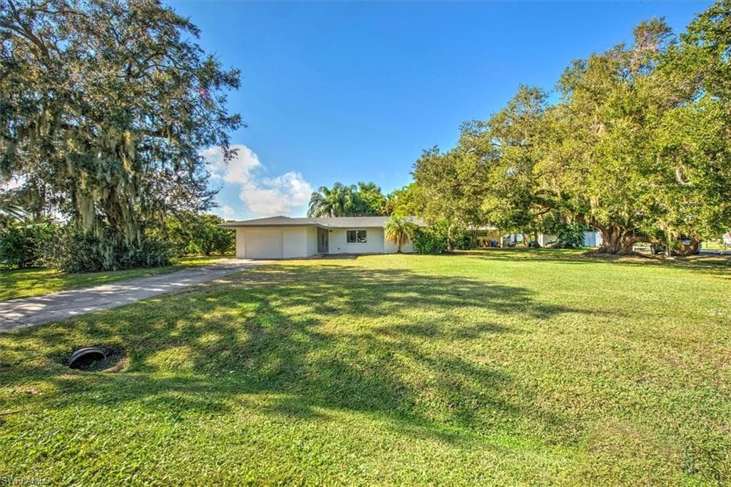 13787 River Forest DR FORT MYERS, FL 33905