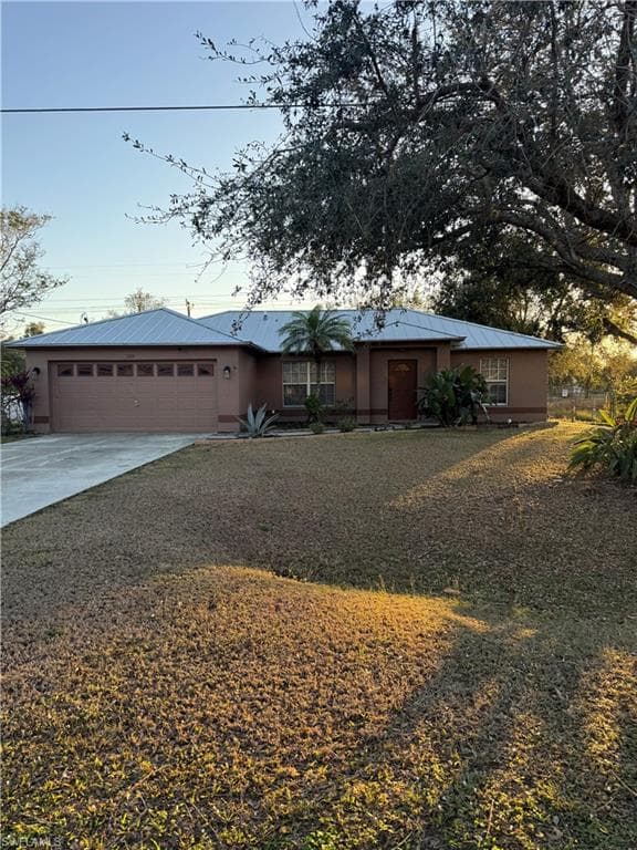 138 Zobora CIR FORT MYERS, FL 33913
