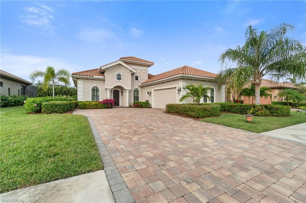 15847 Secoya Reserve CIR NAPLES, FL 34110