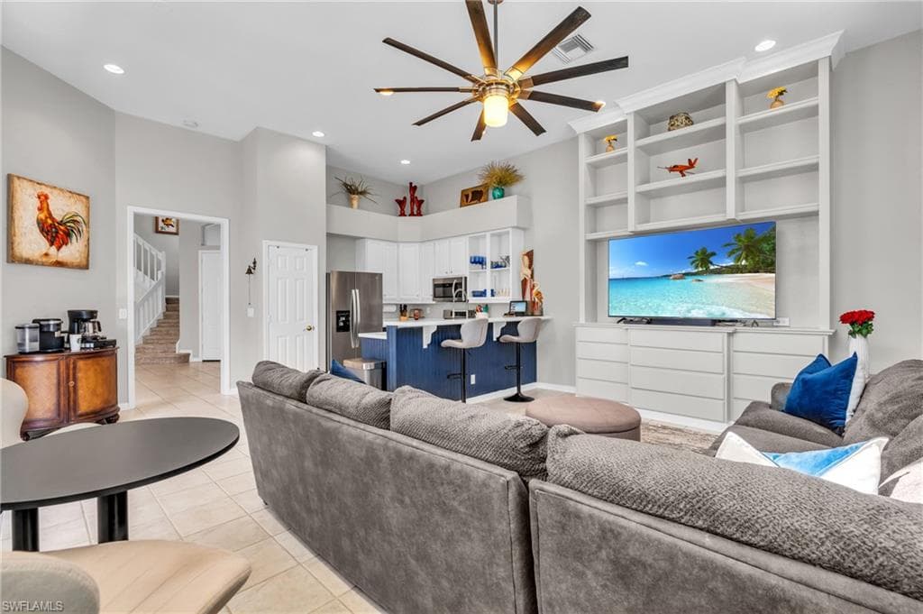 8595 Pepper Tree WAY NAPLES, FL 34114