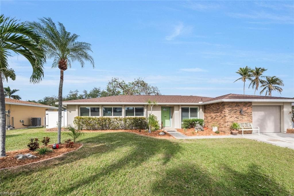 1489 Charmont PL FORT MYERS, FL 33919