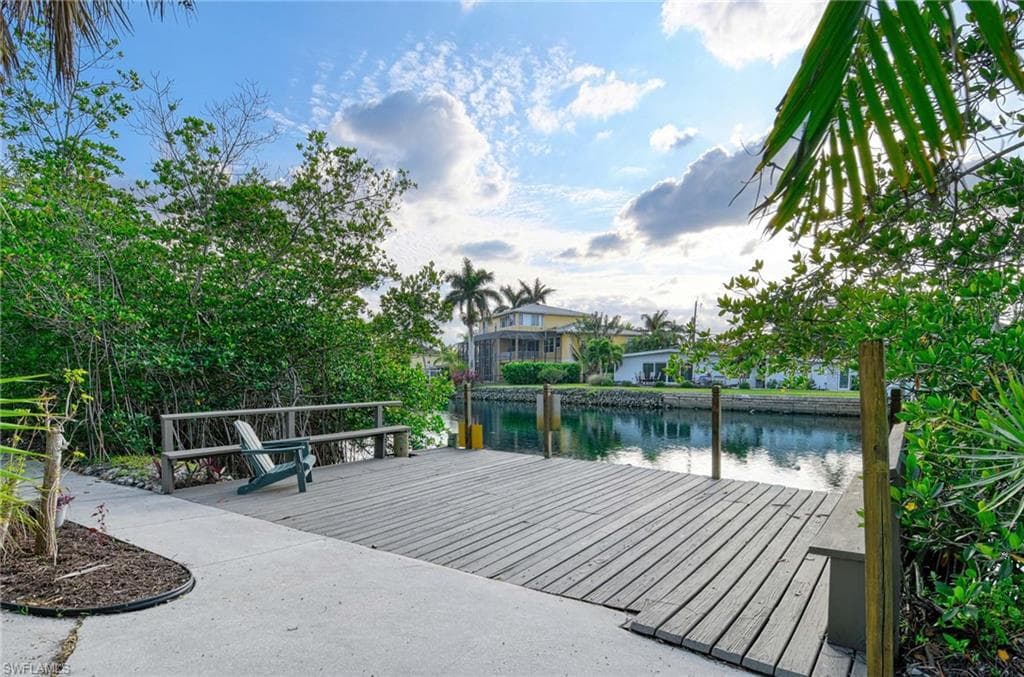27285 Belle Rio DR BONITA SPRINGS, FL 34135