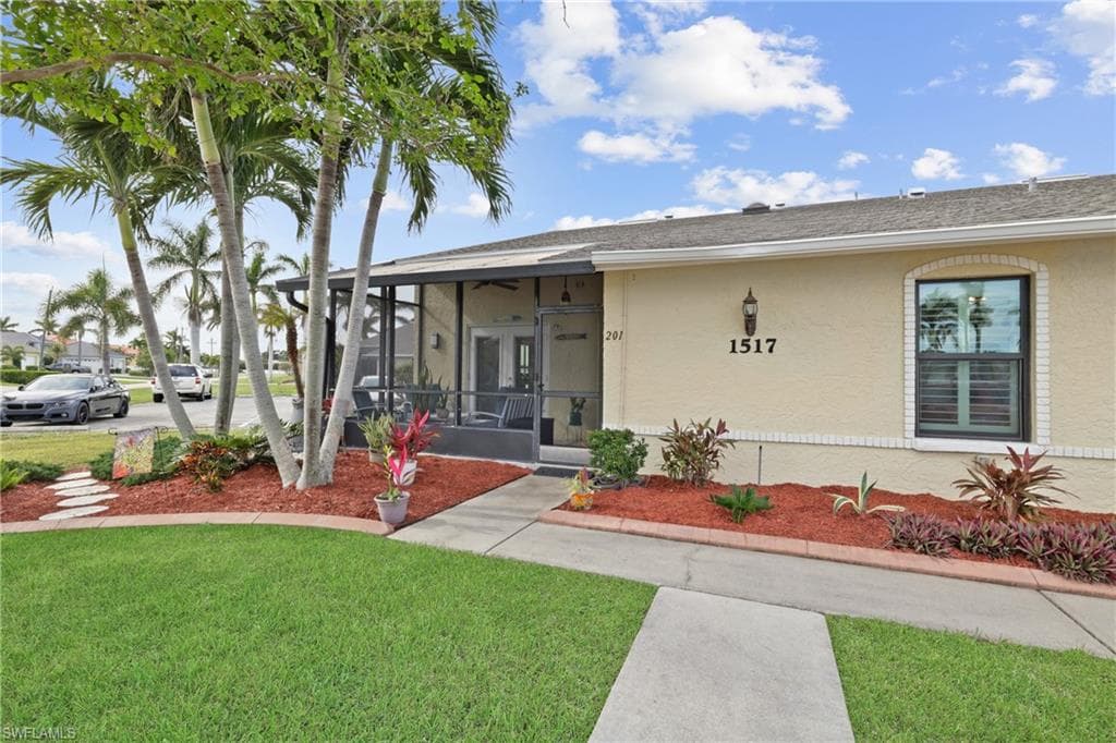 1517 SW 51st LN 201 CAPE CORAL, FL 33914