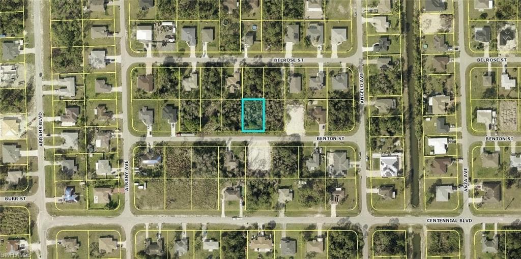 5424 Benton ST LEHIGH ACRES, FL 33971