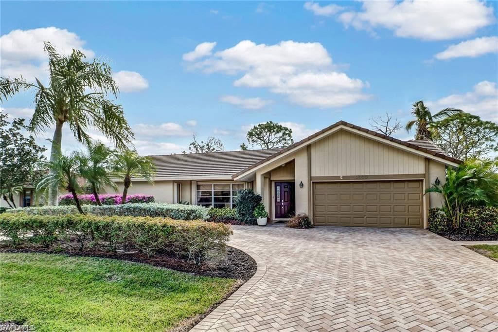 9977 Treasure Cay Ln BONITA SPRINGS, FL 34135