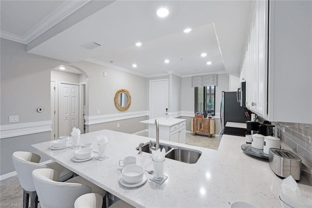 9590 Trevi CT 5314 NAPLES, FL 34113