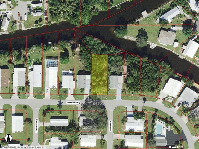 236 Riverwood RD NAPLES, FL 34114