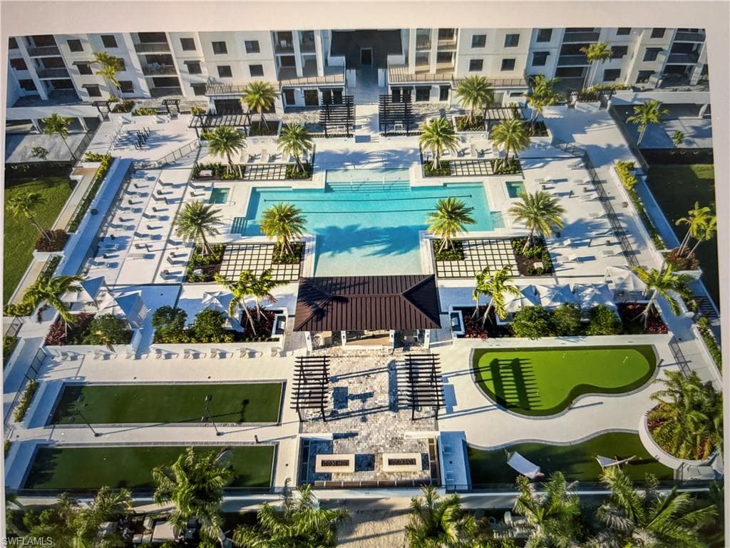 1125 Central AVE 370 NAPLES, FL 34102