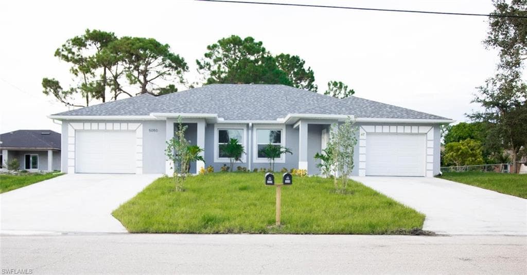 5048 Jones DR LEHIGH ACRES, FL 33973